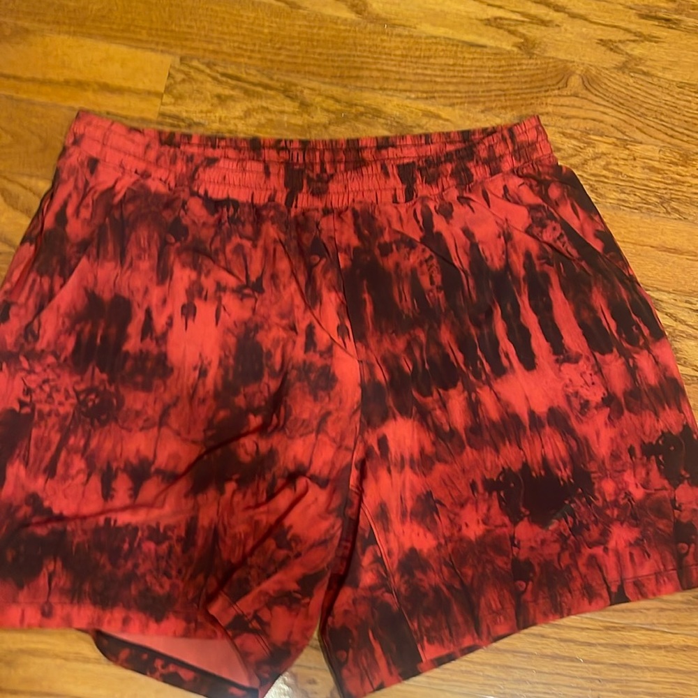 Lululemon Pace Breaker Linerless 7" XXL